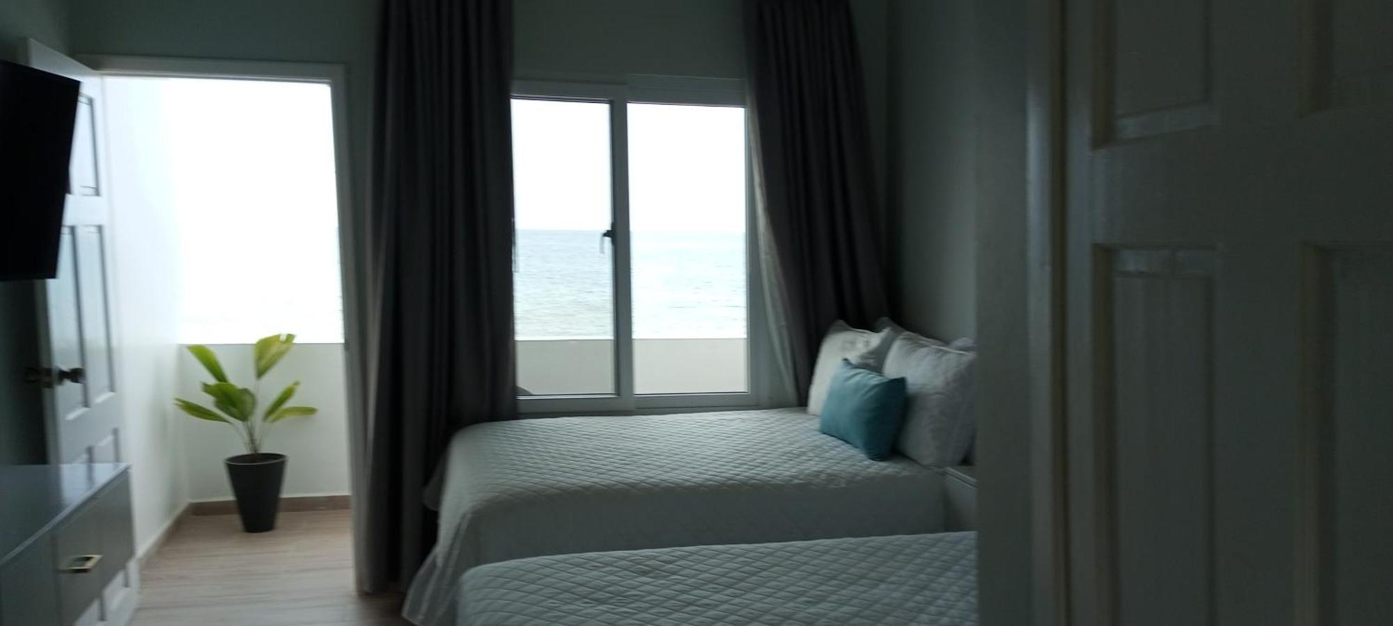 Tramonto Boutique Hotel La Ceiba Exterior photo